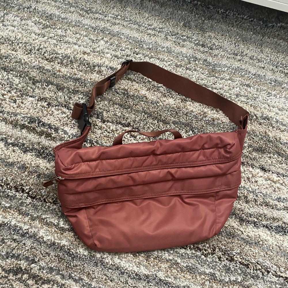 Arket Nylon Fanny Pack | Nylon Fanny Pack | Fanny Pack | Arket Nylon Bag | Bag
